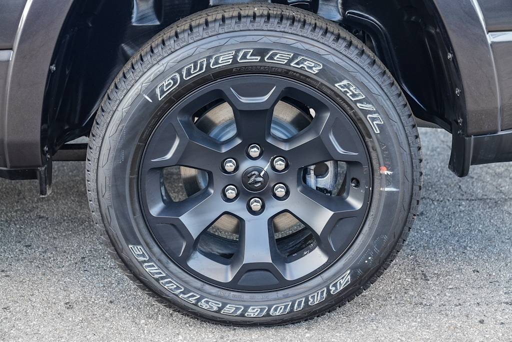 Thumbnail: 2026 RAM 1500 - 19