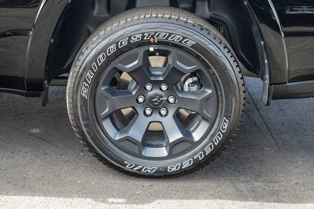 Thumbnail: 2026 RAM 1500 - 19