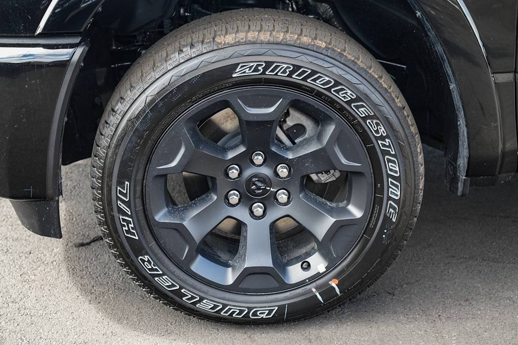 Thumbnail: 2026 RAM 1500 - 6