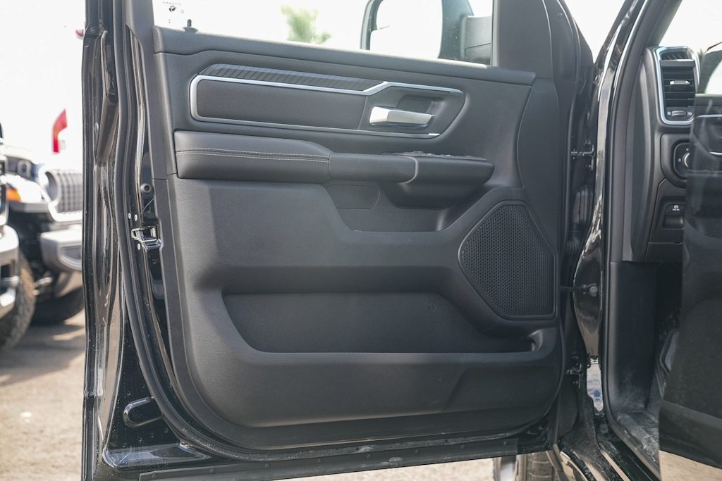 Thumbnail: 2026 RAM 1500 - 22