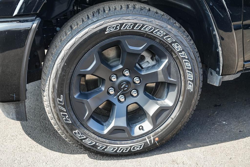 Thumbnail: 2026 RAM 1500 - 5