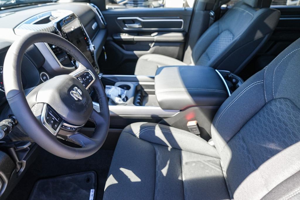 Thumbnail: 2026 RAM 1500 - 10