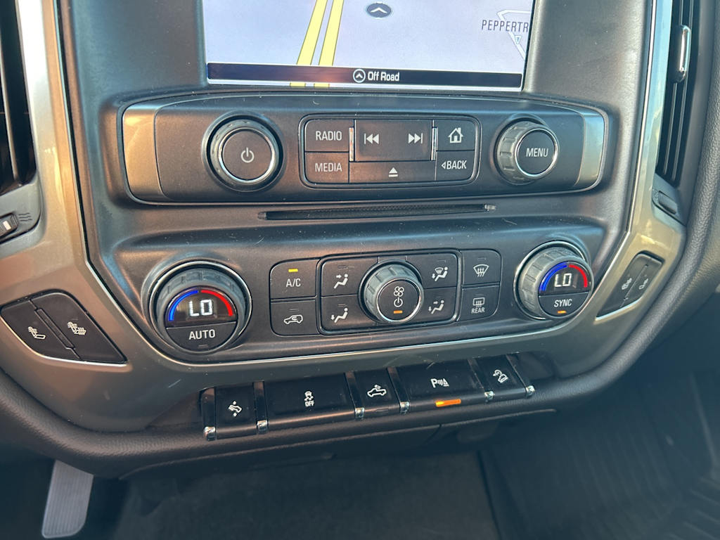 Thumbnail: 2017 Chevrolet Silverado 1500 - 34