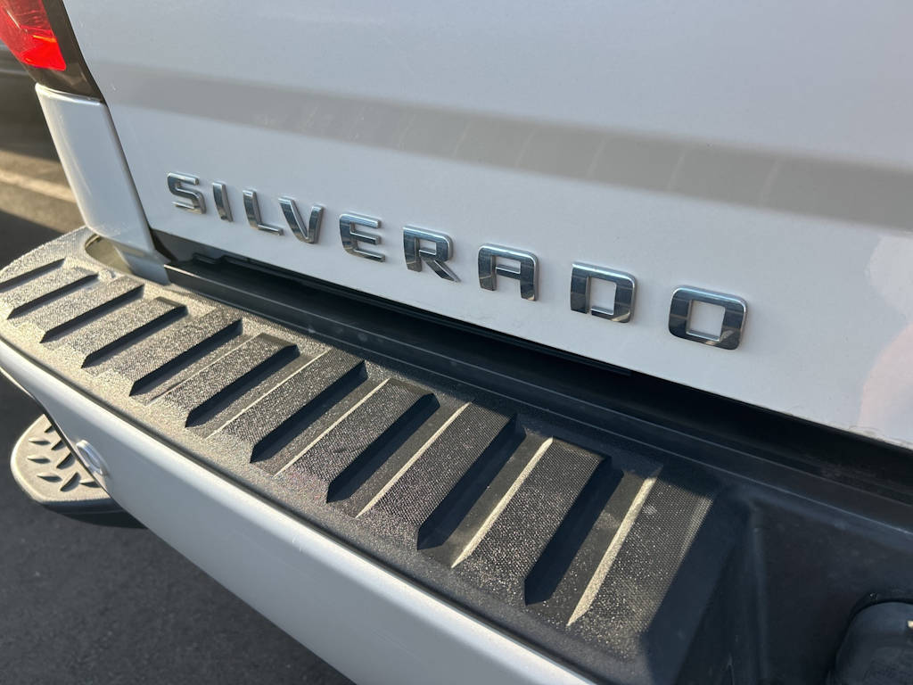 Thumbnail: 2017 Chevrolet Silverado 1500 - 23