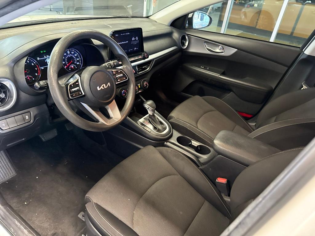 Thumbnail: 2022 Kia Forte - 2