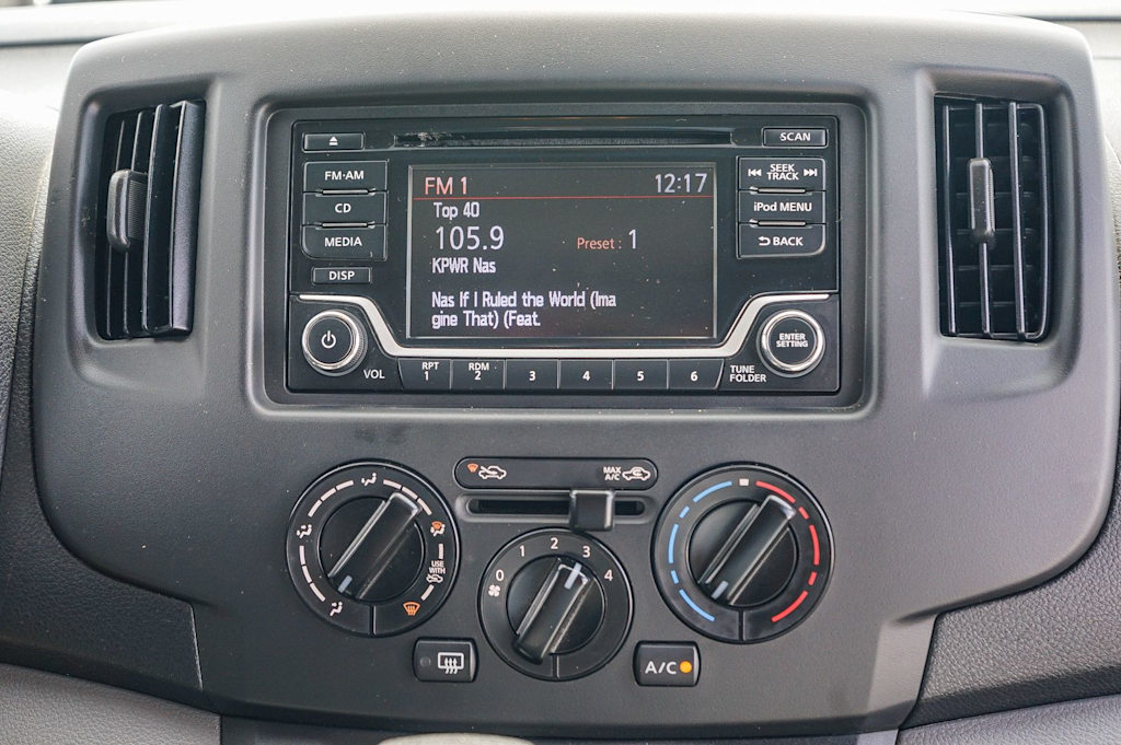 Thumbnail: 2018 Nissan NV200 - 11