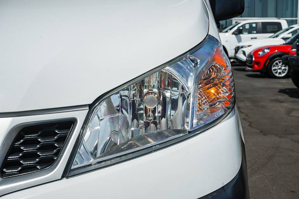 Thumbnail: 2018 Nissan NV200 - 16