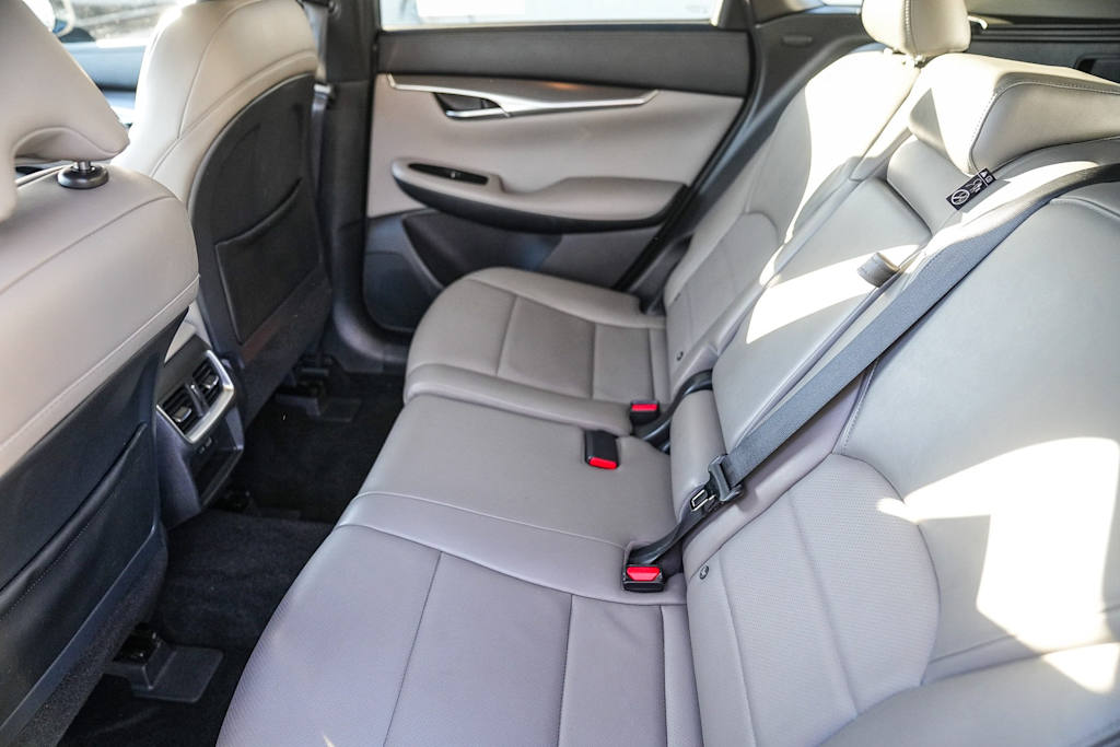 Thumbnail: 2023 INFINITI QX50 - 10