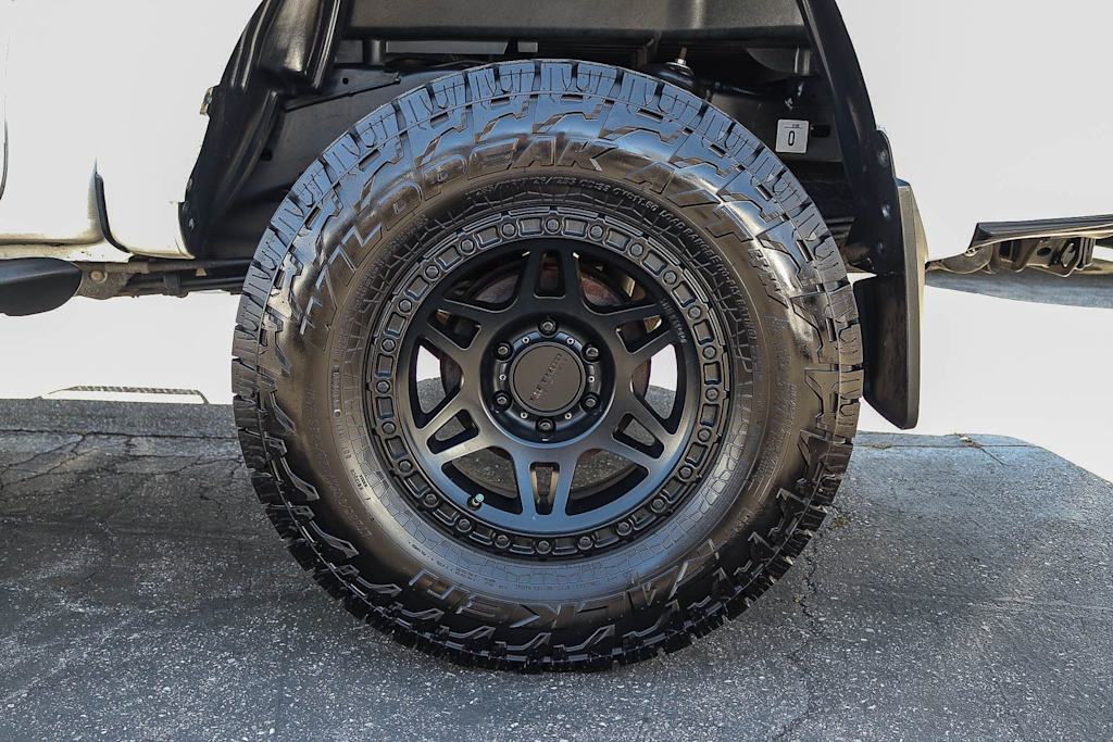 Thumbnail: 2022 Toyota Tacoma - 23