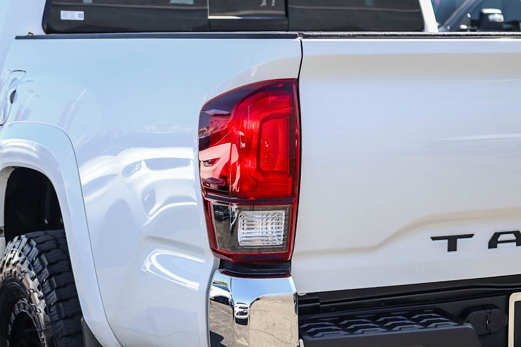 Thumbnail: 2022 Toyota Tacoma - 20