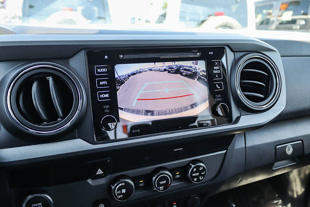 Thumbnail: 2019 Toyota Tacoma - 25