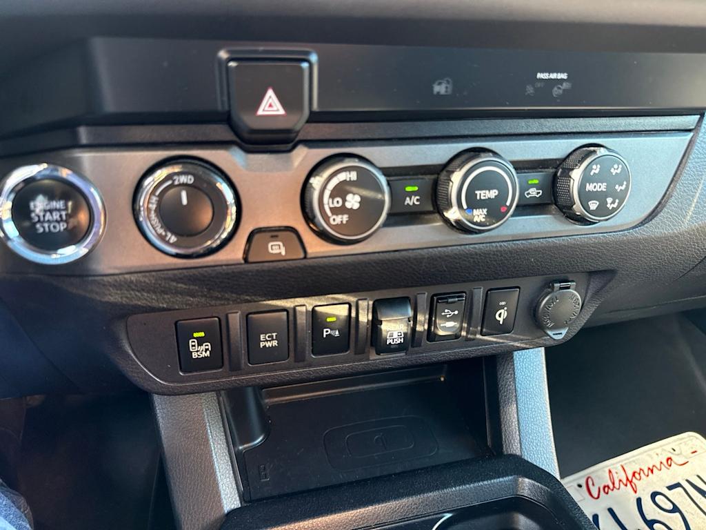 Thumbnail: 2019 Toyota Tacoma - 28