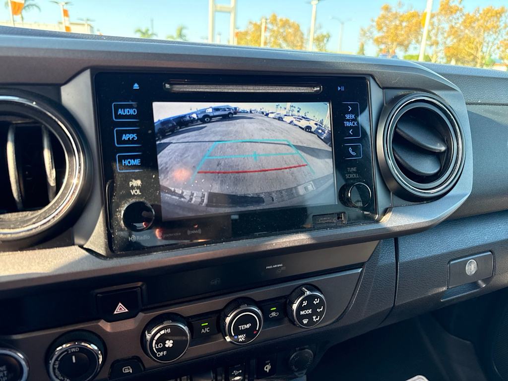 Thumbnail: 2019 Toyota Tacoma - 27
