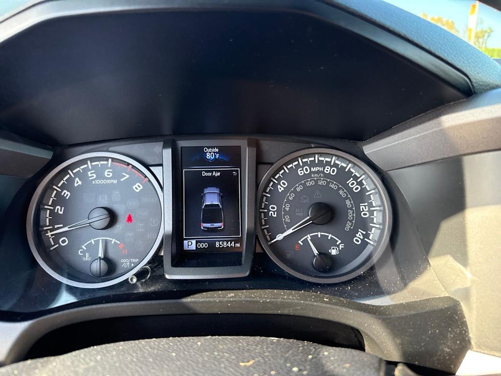 Thumbnail: 2019 Toyota Tacoma - 9