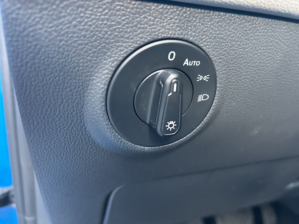 Thumbnail: 2022 Volkswagen Taos - 35