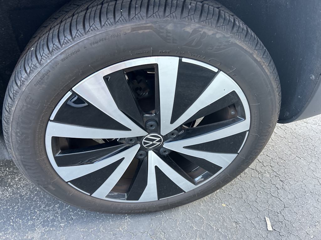 Thumbnail: 2022 Volkswagen Taos - 27