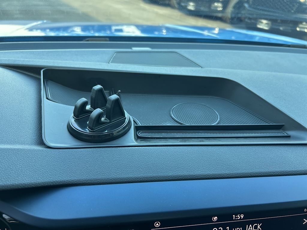 Thumbnail: 2022 Volkswagen Taos - 36