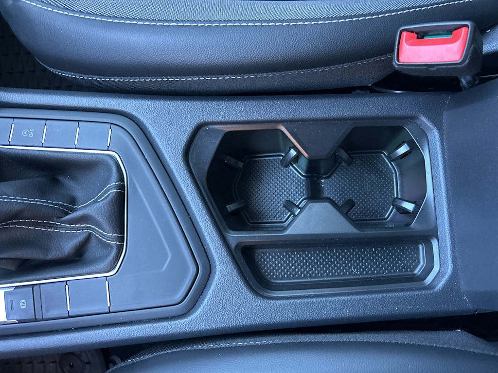 Thumbnail: 2022 Volkswagen Taos - 40