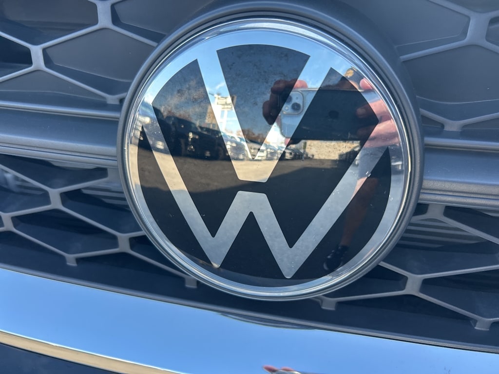 Thumbnail: 2022 Volkswagen Taos - 7