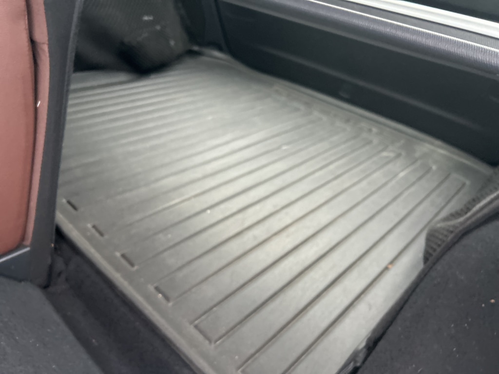 Thumbnail: 2013 Subaru Outback - 16