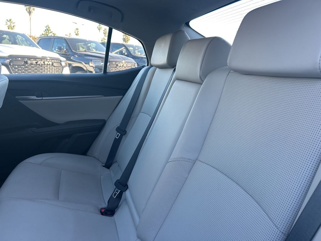 Thumbnail: 2025 Toyota Camry - 12