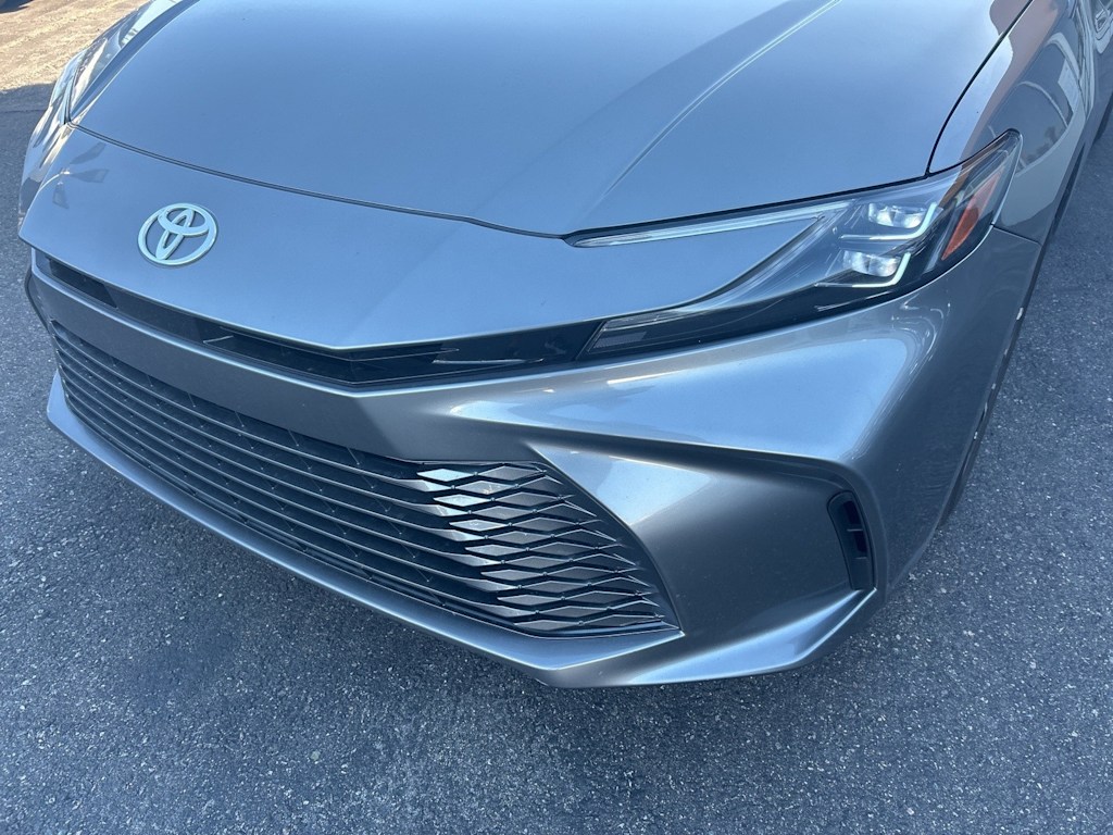 Thumbnail: 2025 Toyota Camry - 24