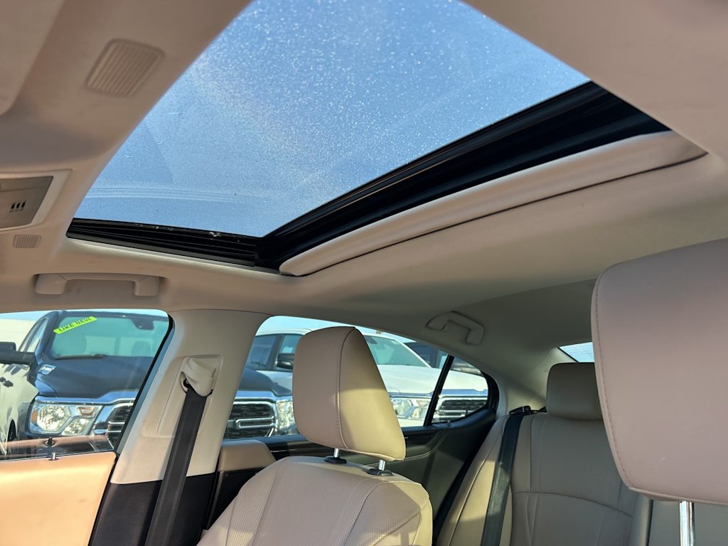Thumbnail: 2020 Lexus ES - 27