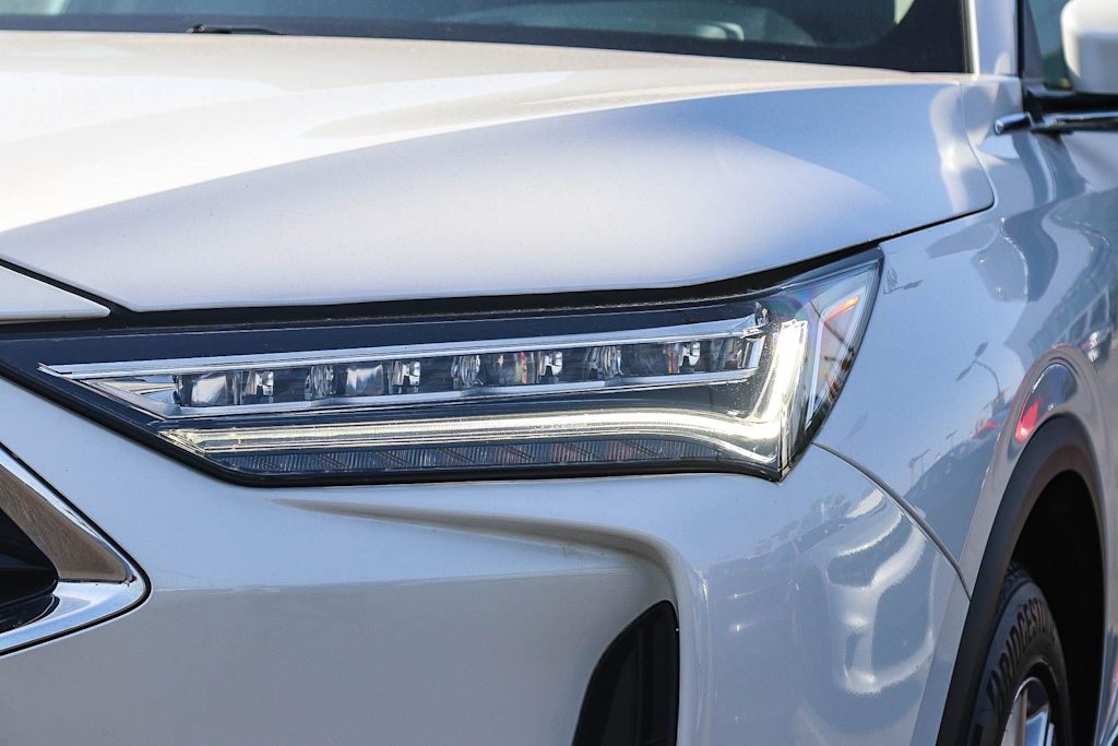 Thumbnail: 2023 Acura MDX - 19