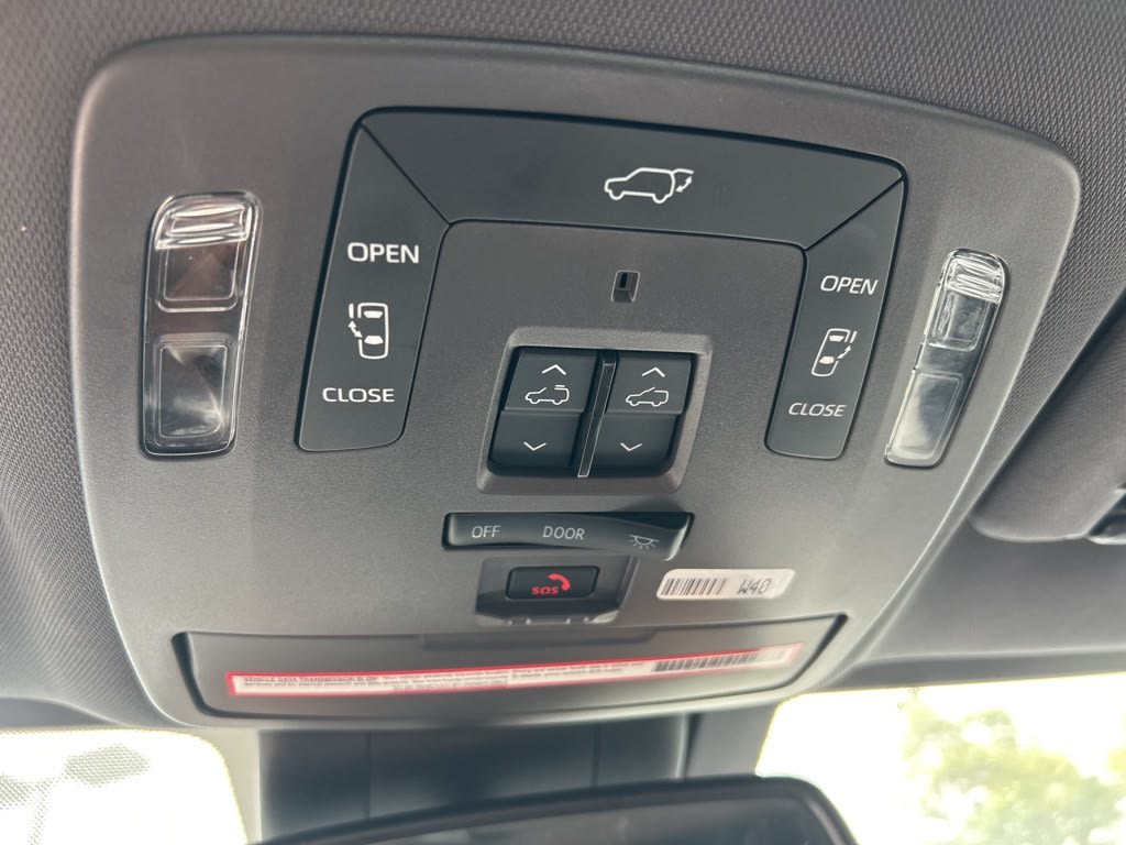 Thumbnail: 2024 Toyota Sienna - 46