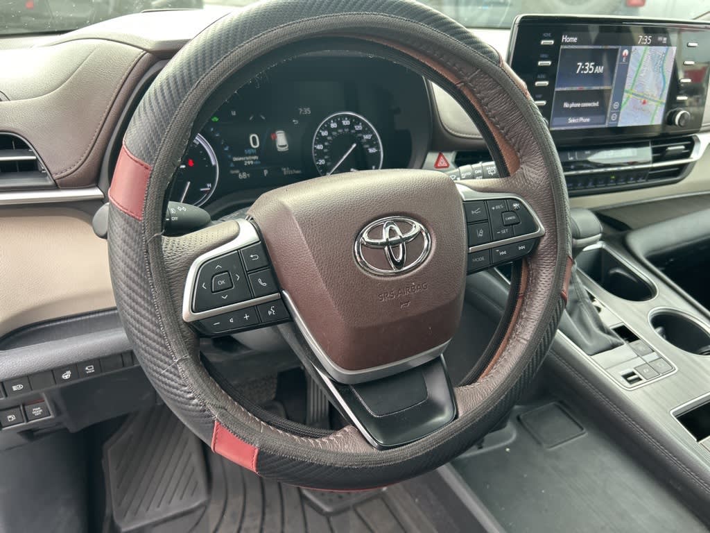 Thumbnail: 2024 Toyota Sienna - 13