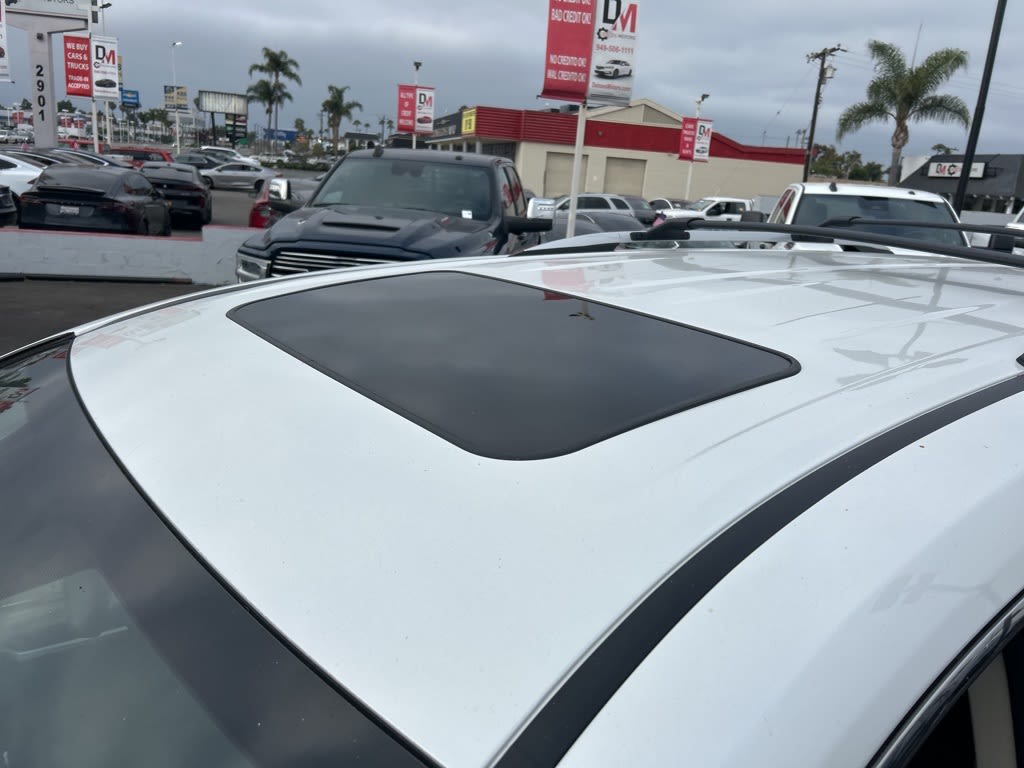Thumbnail: 2024 Toyota Sienna - 25