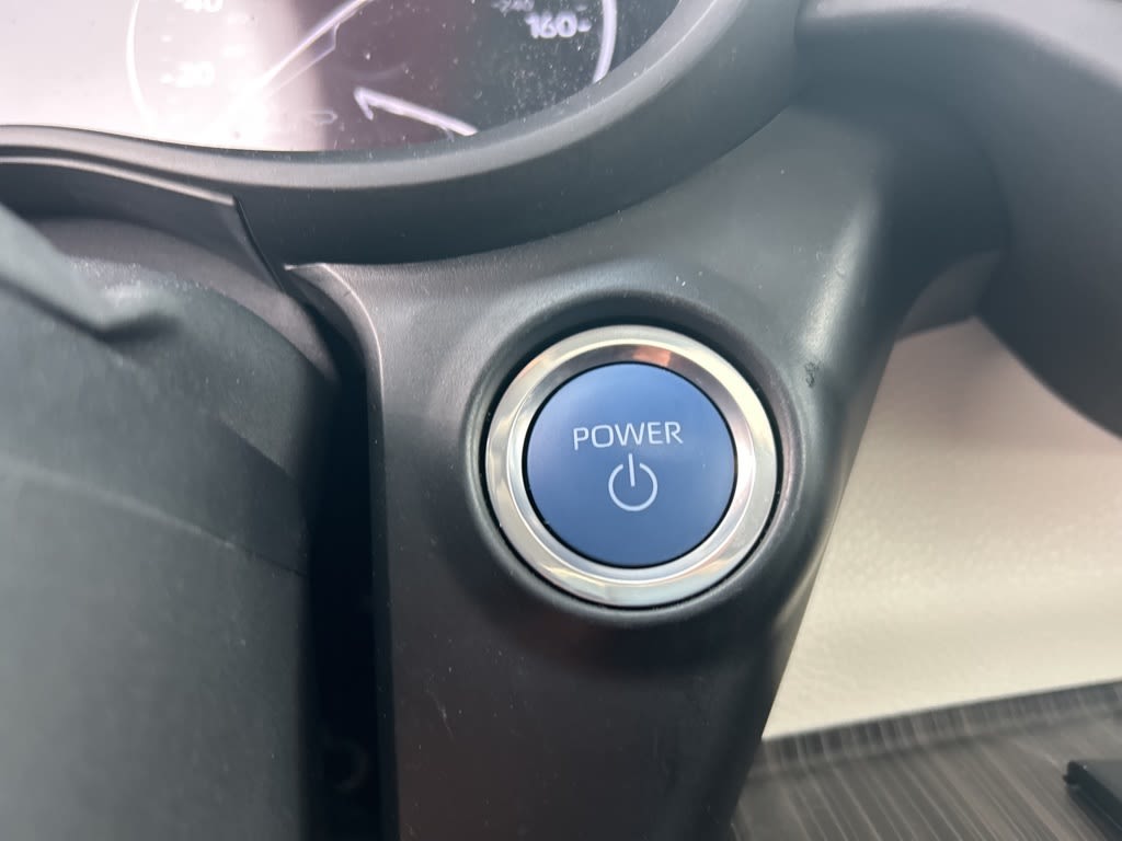 Thumbnail: 2024 Toyota Sienna - 39