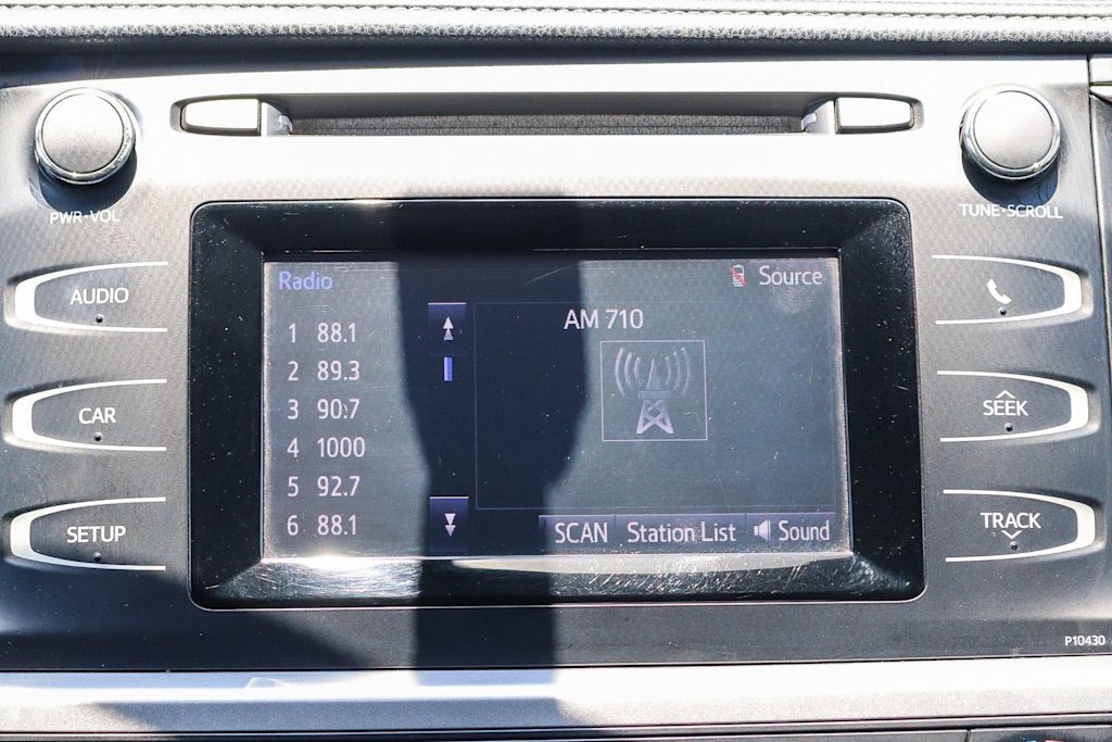 Thumbnail: 2015 Toyota Highlander - 23