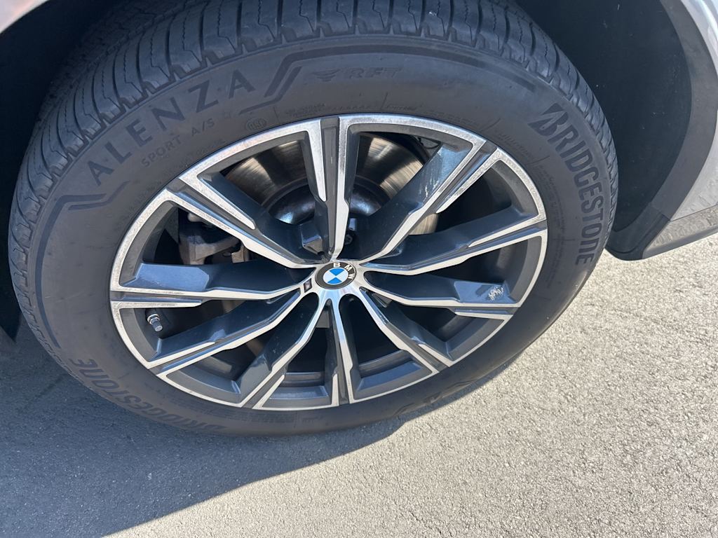 Thumbnail: 2025 BMW X6 - 19