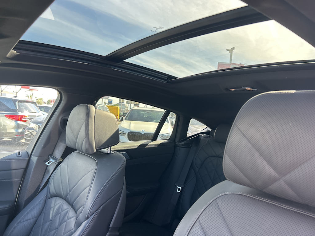 Thumbnail: 2025 BMW X6 - 24