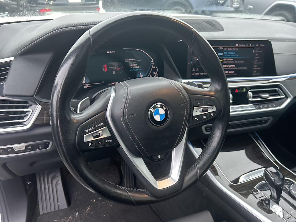 Thumbnail: 2021 BMW X5 - 8