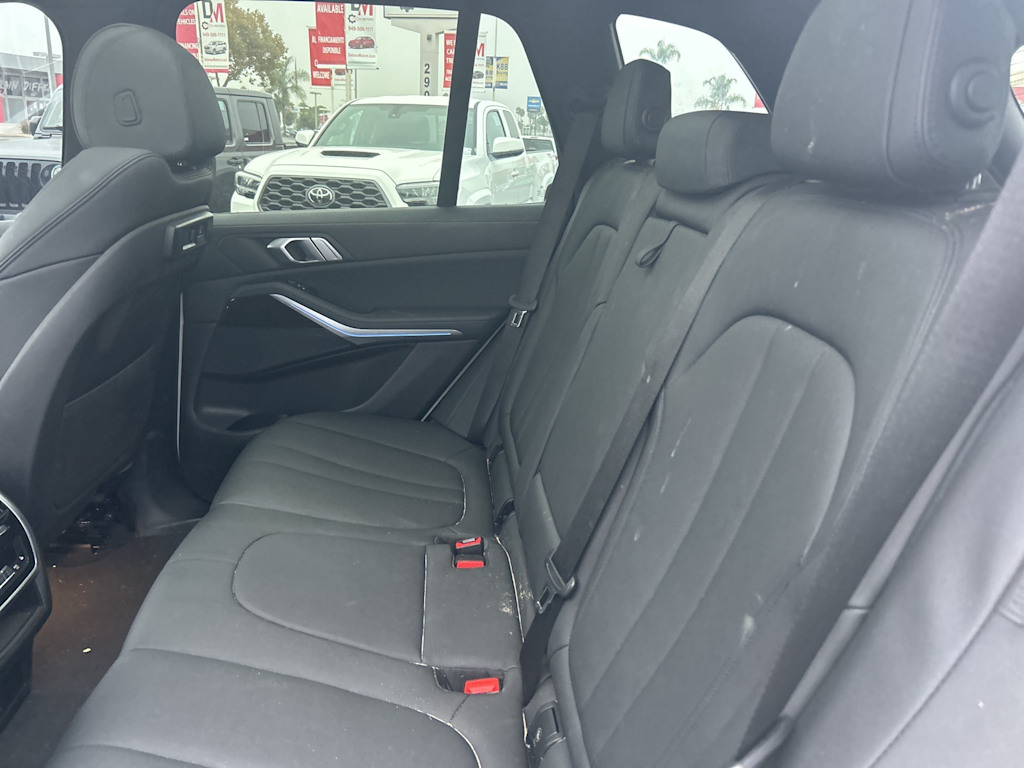 Thumbnail: 2021 BMW X5 - 11