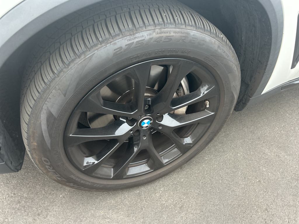 Thumbnail: 2021 BMW X5 - 7