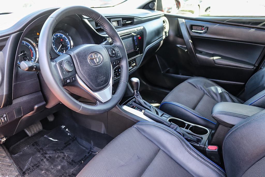 Thumbnail: 2019 Toyota Corolla - 10