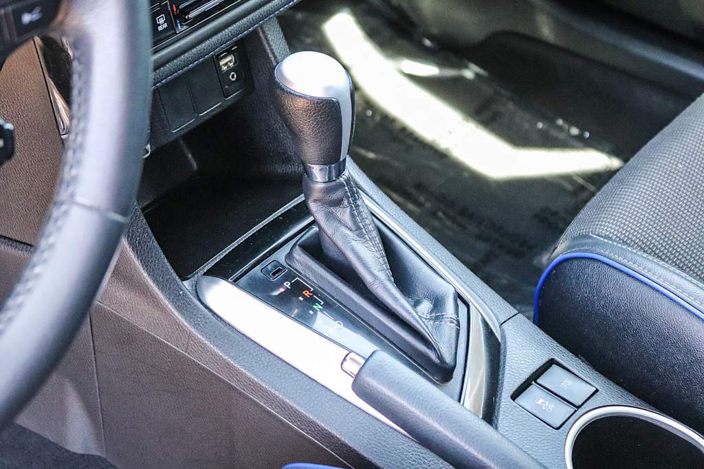 Thumbnail: 2019 Toyota Corolla - 12