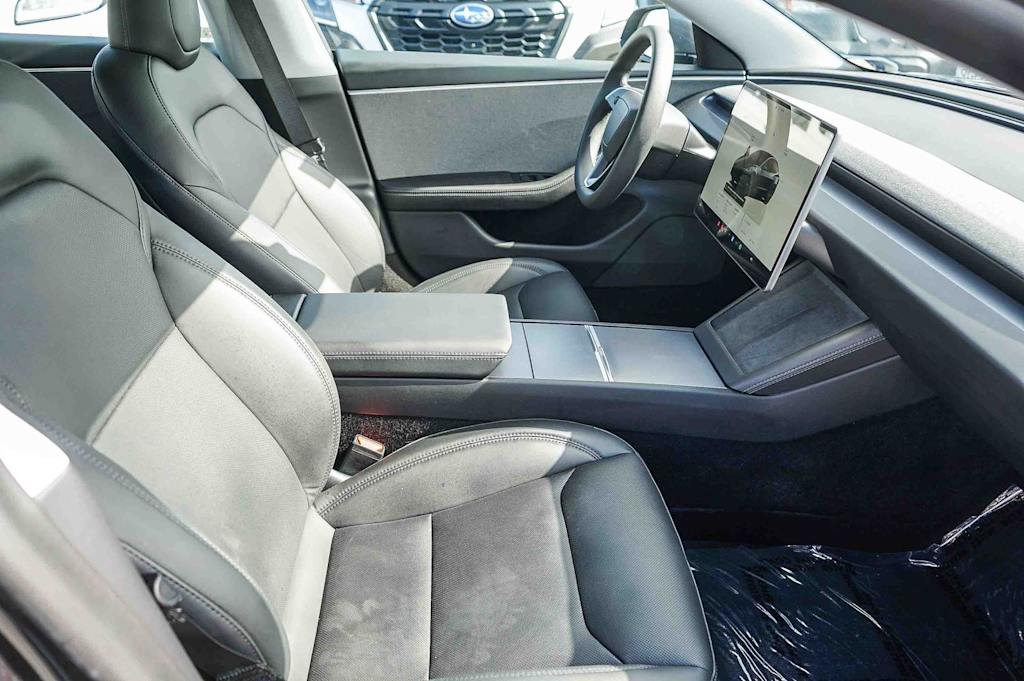 Thumbnail: 2024 Tesla Model 3 - 8