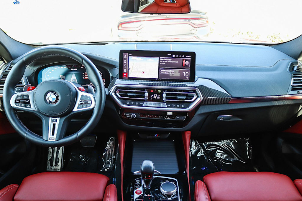 Thumbnail: 2025 BMW X4 - 8