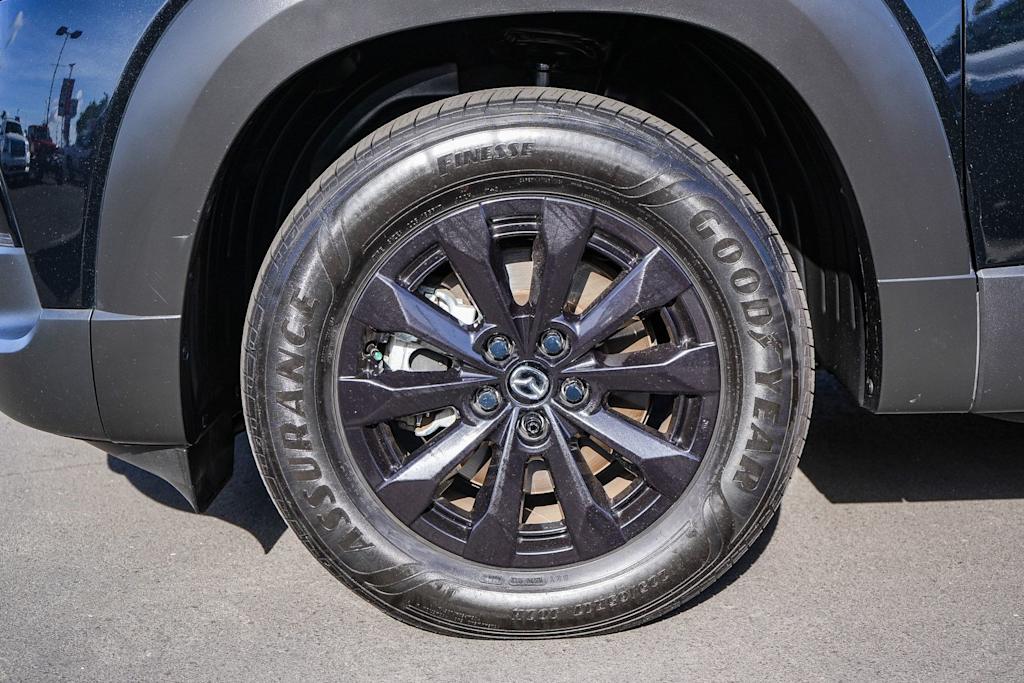 Thumbnail: 2025 Mazda CX-50 - 21