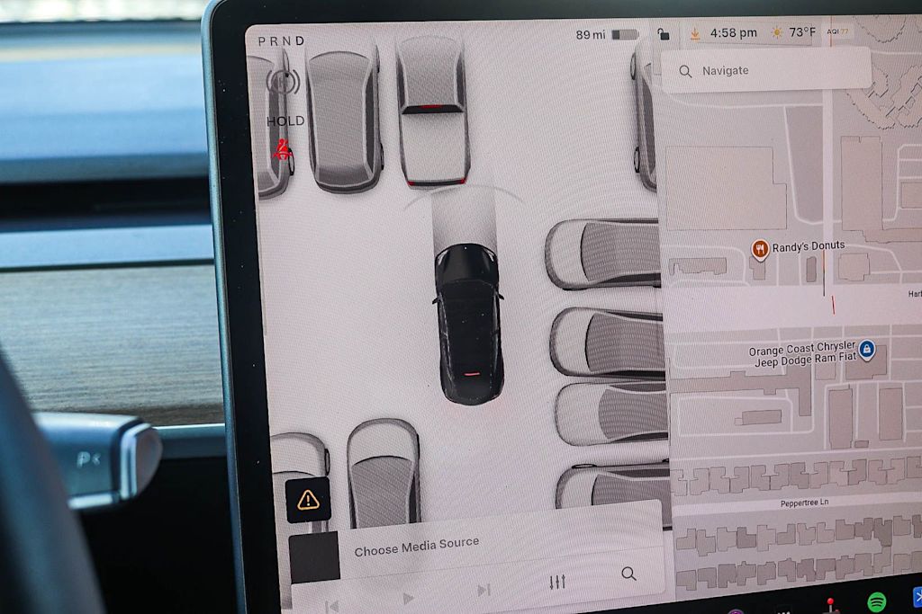 Thumbnail: 2022 Tesla Model Y - 23