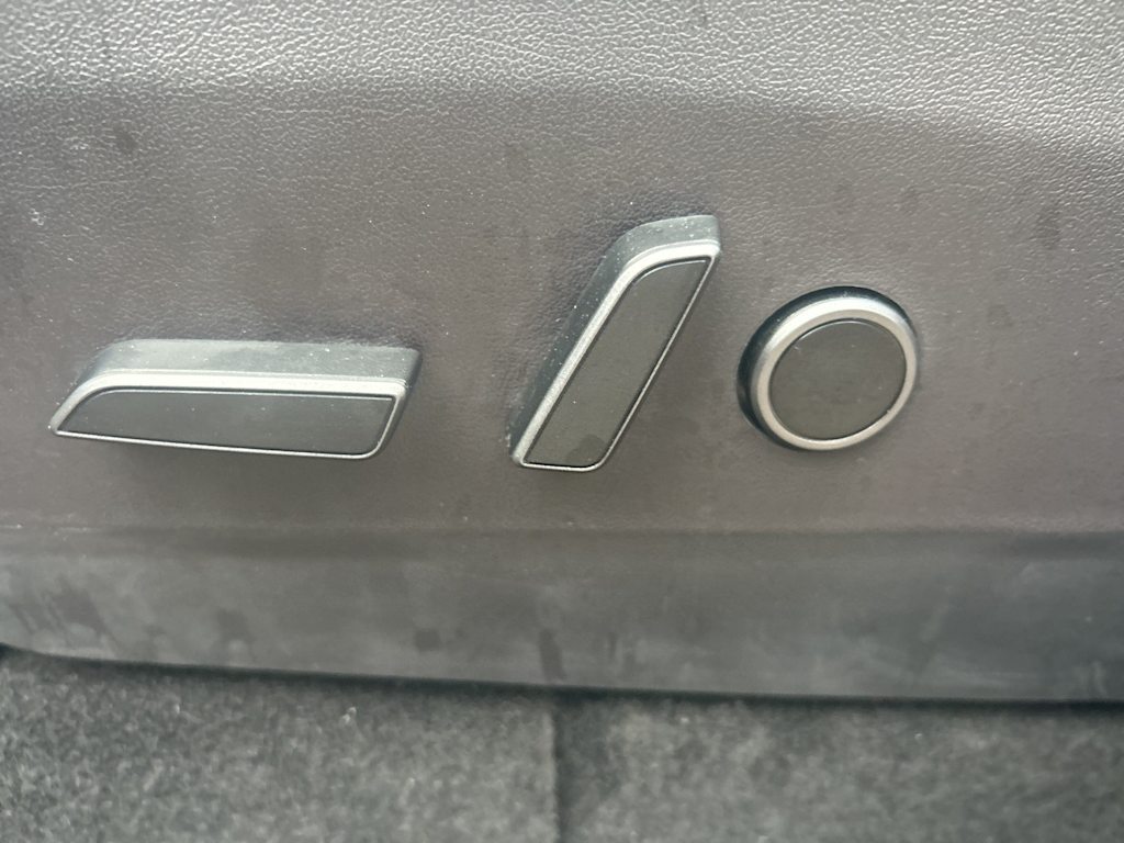 Thumbnail: 2022 Tesla Model Y - 31