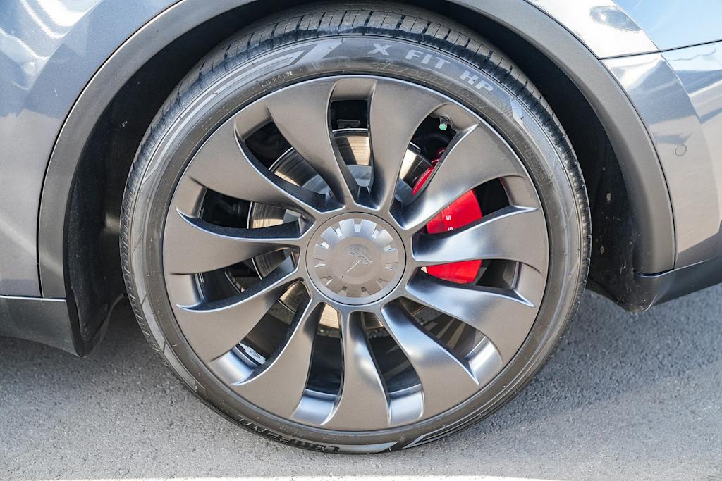 Thumbnail: 2022 Tesla Model Y - 18