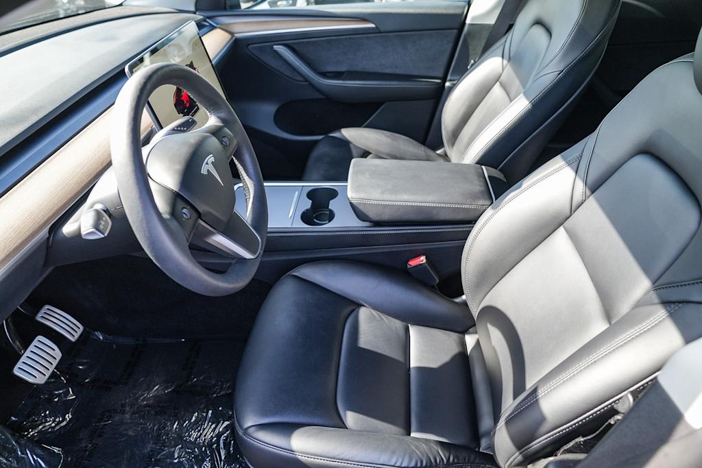 Thumbnail: 2022 Tesla Model Y - 19