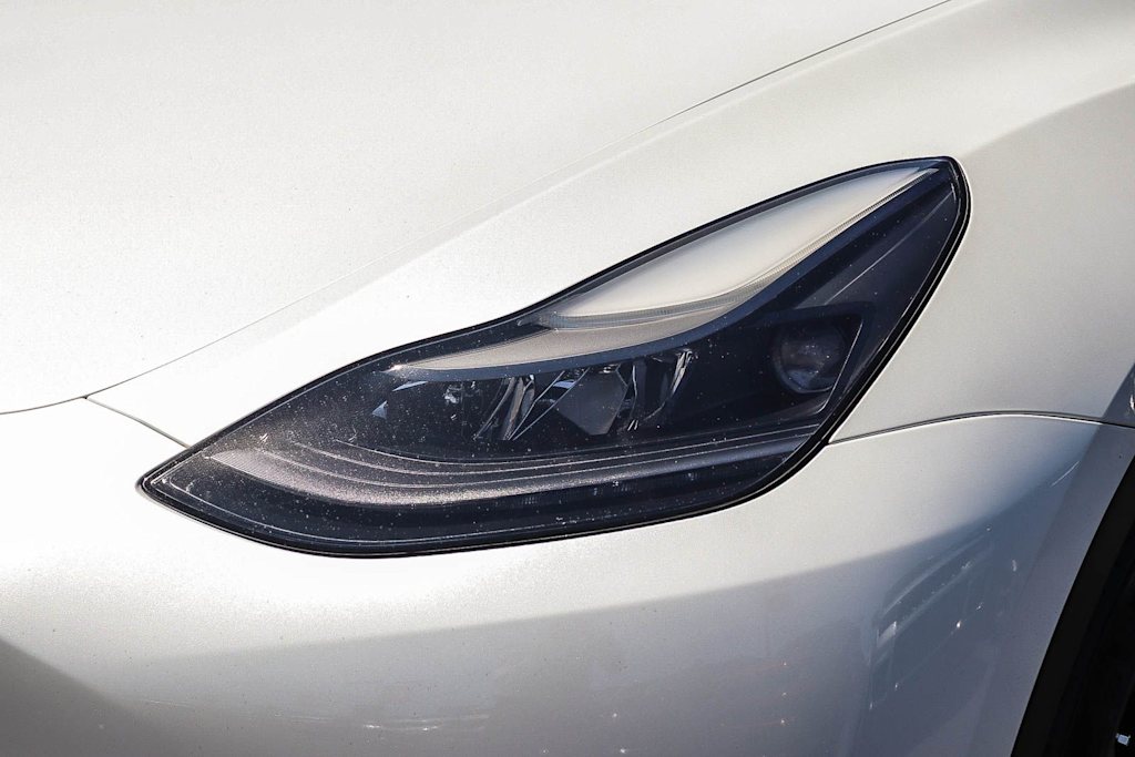 Thumbnail: 2023 Tesla Model Y - 17