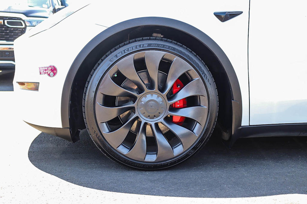 Thumbnail: 2023 Tesla Model Y - 5