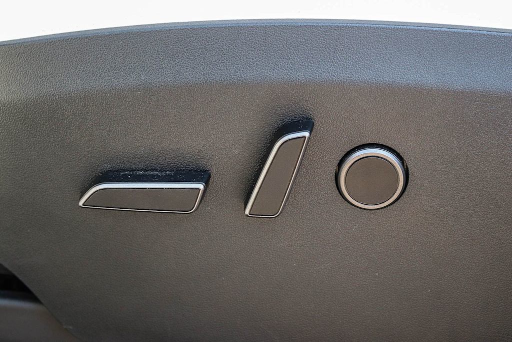 Thumbnail: 2023 Tesla Model Y - 23